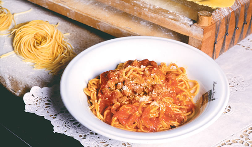 Maccheroni alla chitarra © BY Abruzzo